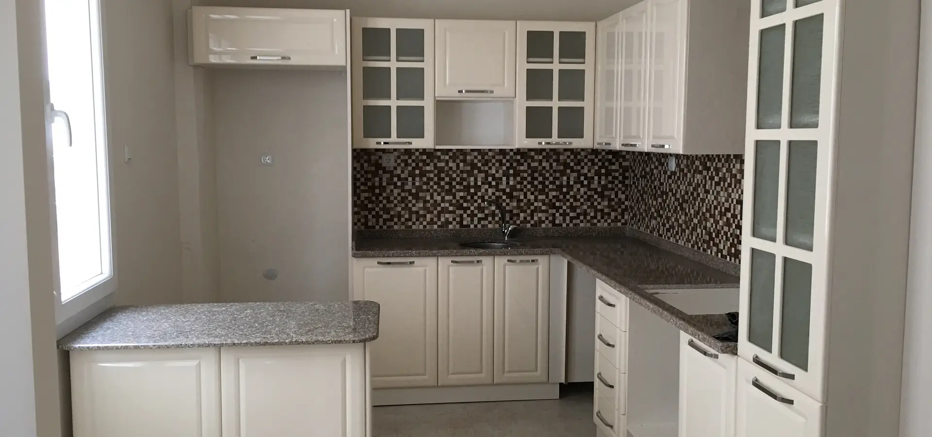 Mithatpaşa Tadilatcı